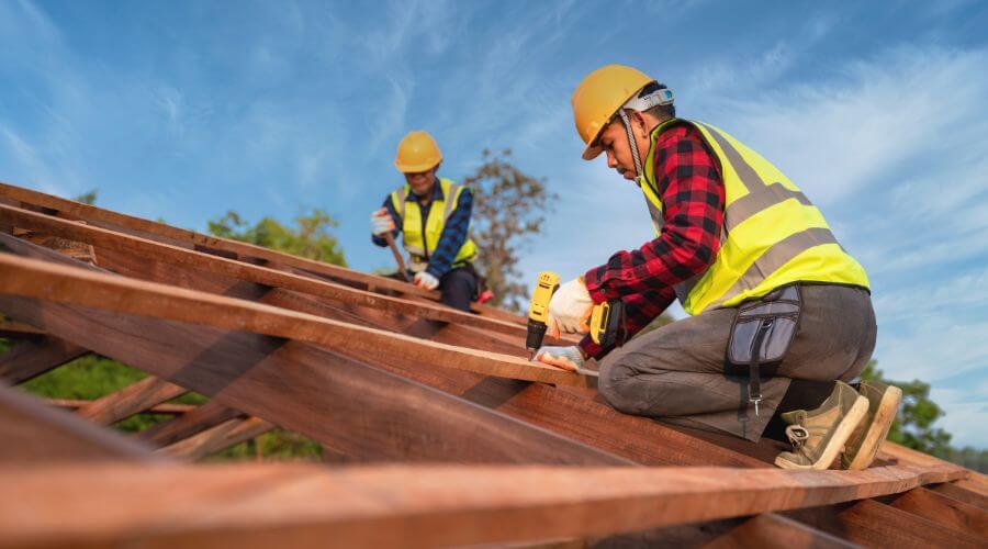 Professional residential roofers in Martinsburg, MO
